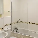 Flat 2 Lonsdale House